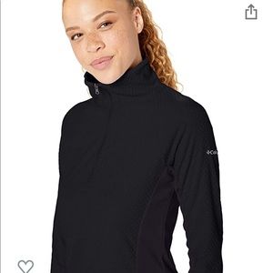 Black fleece half zip by Columbia